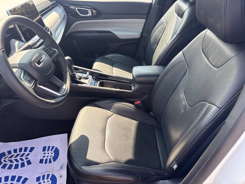 Certified 2023 Jeep Compass Limited w/ Elite Group AWD/4WD image 18