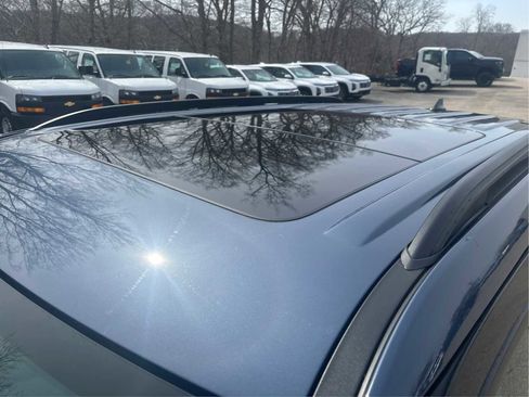 Used 2021 Ford Explorer XLT w/ Equipment Group 202A image 13