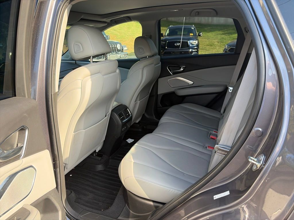 Used 2020 Acura RDX w/ Technology Package AWD/4WD image 9