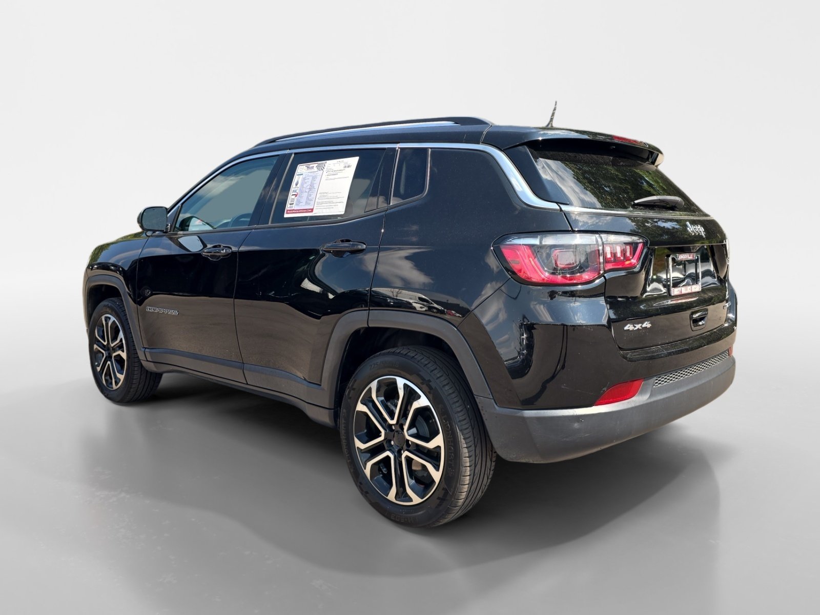 Used 2022 Jeep Compass Limited AWD/4WD image 3