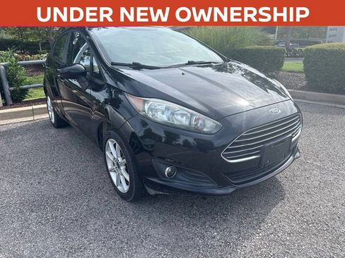 Used 2019 Ford Fiesta SE w/ Equipment Group 201A FWD image 1