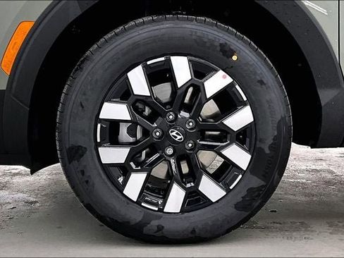 Used 2025 Hyundai Santa Cruz SEL image 14