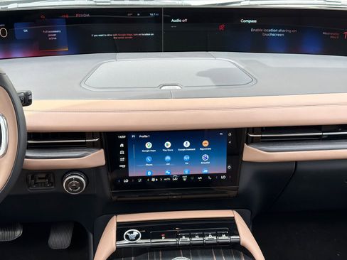 New 2026 Lincoln Navigator L Black Label AWD/4WD image 22
