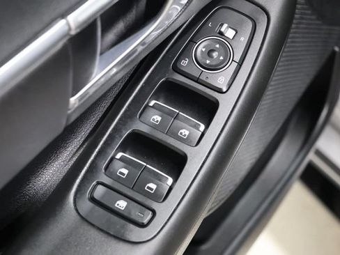 Used 2023 Hyundai Sonata SEL FWD image 17