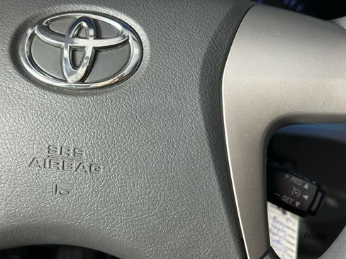 Used 2010 Toyota Camry SE FWD image 24