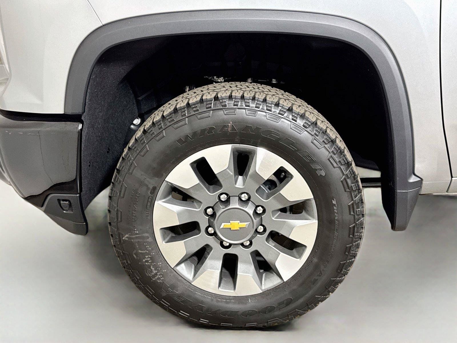 New 2026 Chevrolet Silverado 2500 Custom w/ Custom Value Package AWD/4WD image 19