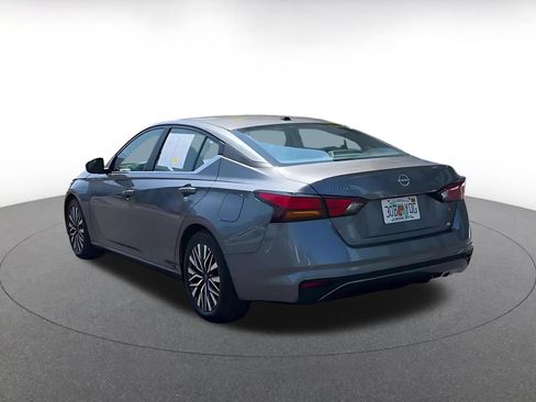 Used 2026 Nissan Altima 2.5 SV FWD image 11