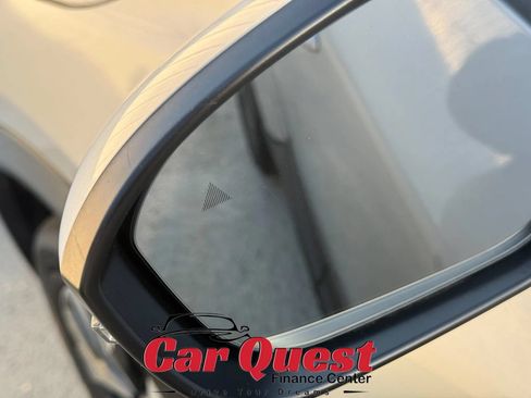 Used 2021 Nissan Rogue SV AWD/4WD image 23