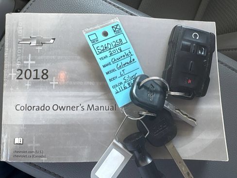 Used 2018 Chevrolet Colorado LT w/ LT Convenience Package RWD image 27