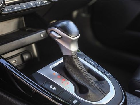 Used 2023 Kia Forte GT-Line w/ GT-Line Premium Package image 23