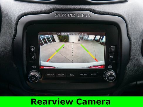 Used 2017 Jeep Renegade Latitude image 23