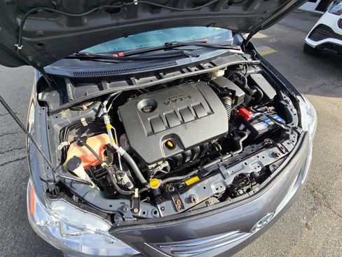 Used 2013 Toyota Corolla LE Special Edition image 31