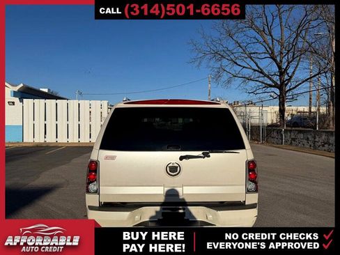 Used 2005 Cadillac Escalade ESV Base image 4