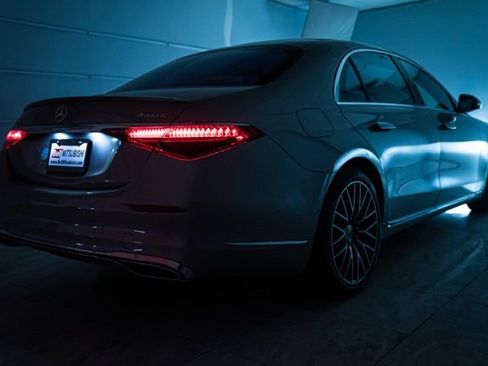 Used 2022 Mercedes-Benz S 580 4MATIC Sedan image 35