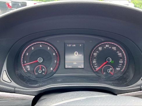 Used 2020 Volkswagen Passat 2.0T R-Line FWD image 10
