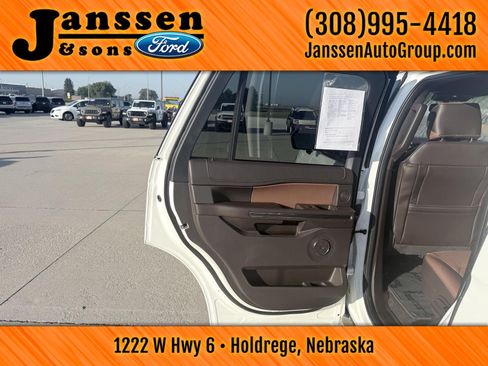 Used 2023 Ford Expedition King Ranch AWD/4WD image 10