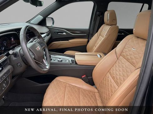 Used 2024 Cadillac Escalade Sport w/ LPO, ONYX Package AWD/4WD image 8