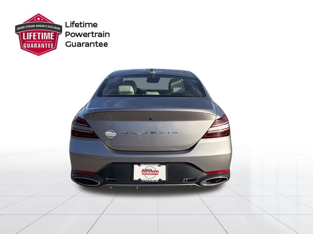 Used 2025 Genesis G70 2.5T RWD image 4