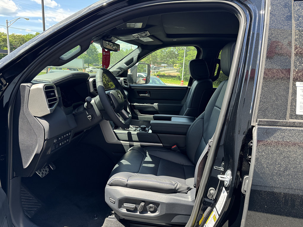 New 2026 Toyota Tundra Platinum w/ TRD Off-Road Package AWD/4WD image 8