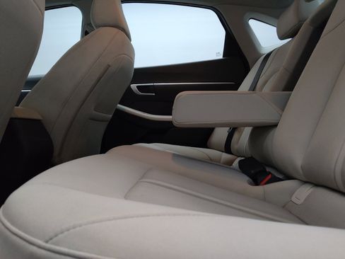 Used 2025 Hyundai Sonata SEL FWD image 18