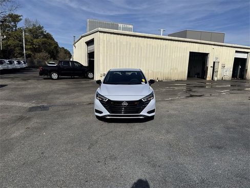 Used 2024 Nissan Versa SR w/ Trunk Package image 2