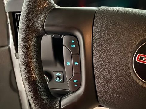 Used 2014 GMC Savana 3500 LT w/ LT Preferred Equipment Group RWD image 28