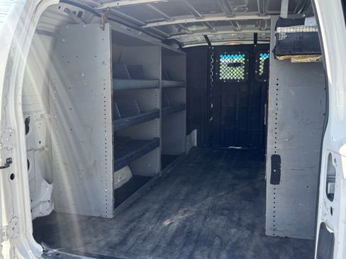Used 2011 Ford E-150 and Econoline 150 w/ Commercial Cargo Van Pkg image 13