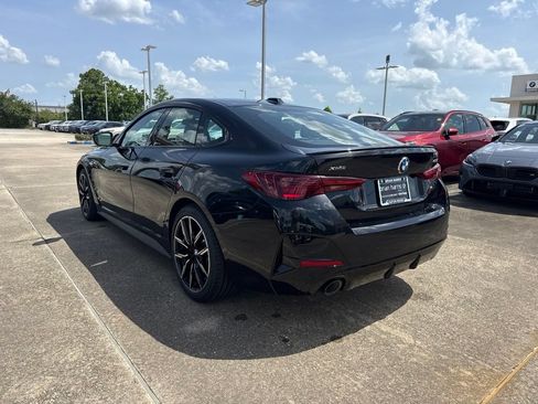 New 2026 BMW 430i xDrive w/ M Sport Package AWD/4WD image 3
