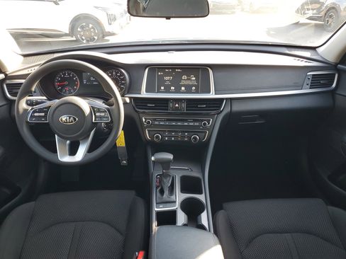 Certified 2020 Kia Optima LX image 16