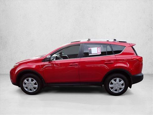 Used 2015 Toyota RAV4 LE image 2
