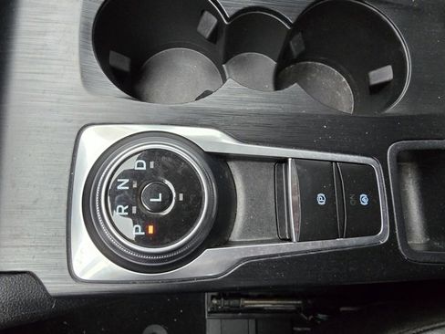 Used 2023 Ford Escape SE image 18