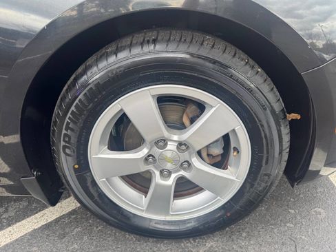 Used 2014 Chevrolet Cruze LT w/ Technology Package image 33