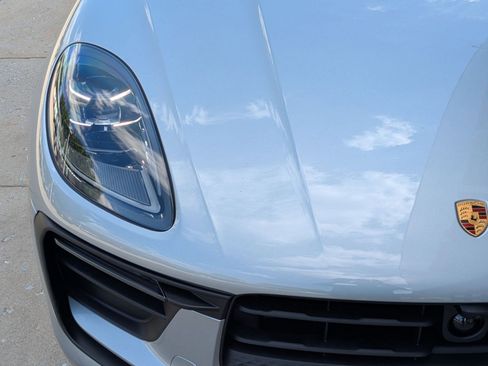 New 2026 Porsche Macan image 12