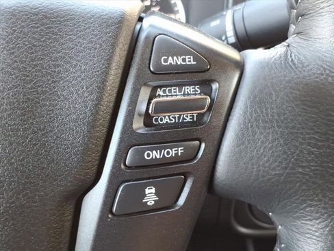 Used 2024 Nissan Frontier SV w/ SV Convenience Package image 14