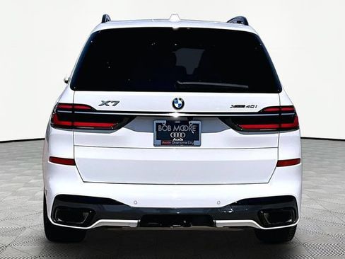 Used 2023 BMW X7 xDrive40i w/ Executive Package AWD/4WD image 4