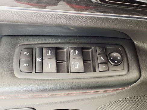 Used 2020 Jeep Grand Cherokee Trailhawk image 18