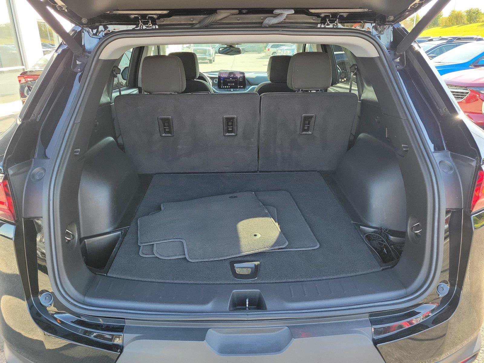 Used 2023 Chevrolet Blazer LT w/ Convenience Package FWD image 7