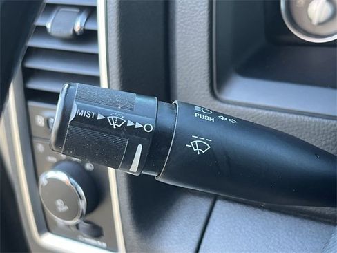 Used 2016 RAM 2500 Limited image 23