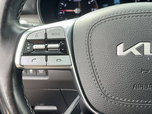 Used 2022 Kia Telluride EX w/ EX Premium Package image 12