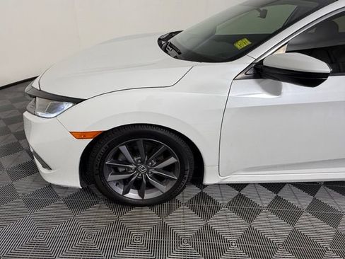 Used 2020 Honda Civic EX image 12