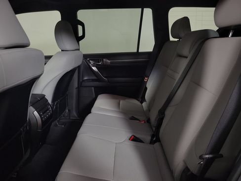 Used 2023 Lexus GX 460 w/ Black Line Special Edition AWD/4WD image 13