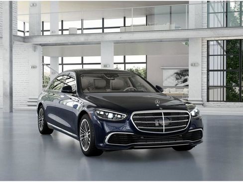New 2026 Mercedes-Benz S 580e 4MATIC Sedan image 9