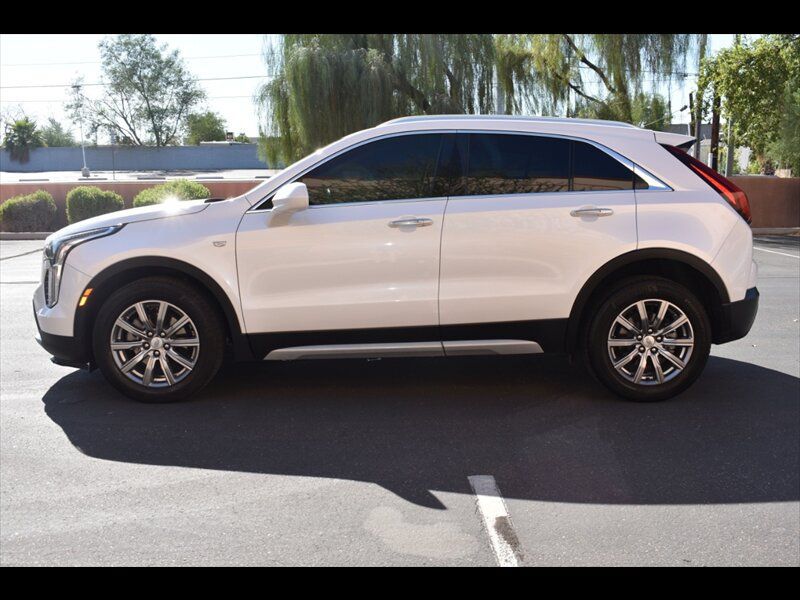 Used 2020 Cadillac XT4 Premium Luxury FWD image 4