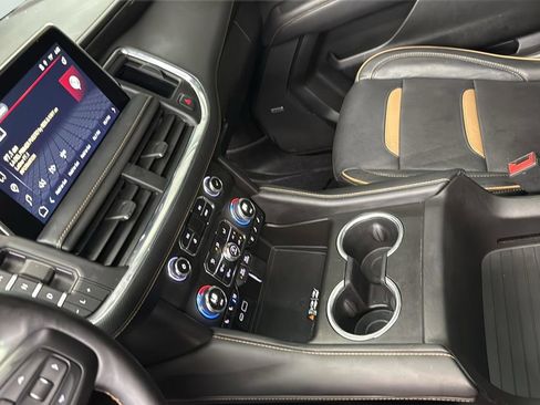 Used 2023 GMC Yukon XL AT4 image 21