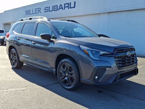 Certified 2025 Subaru Ascent Bronze Edition AWD/4WD image 1