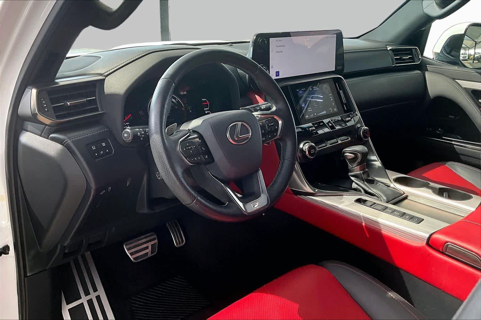 Used 2024 Lexus LX 600 F Sport AWD/4WD image 17