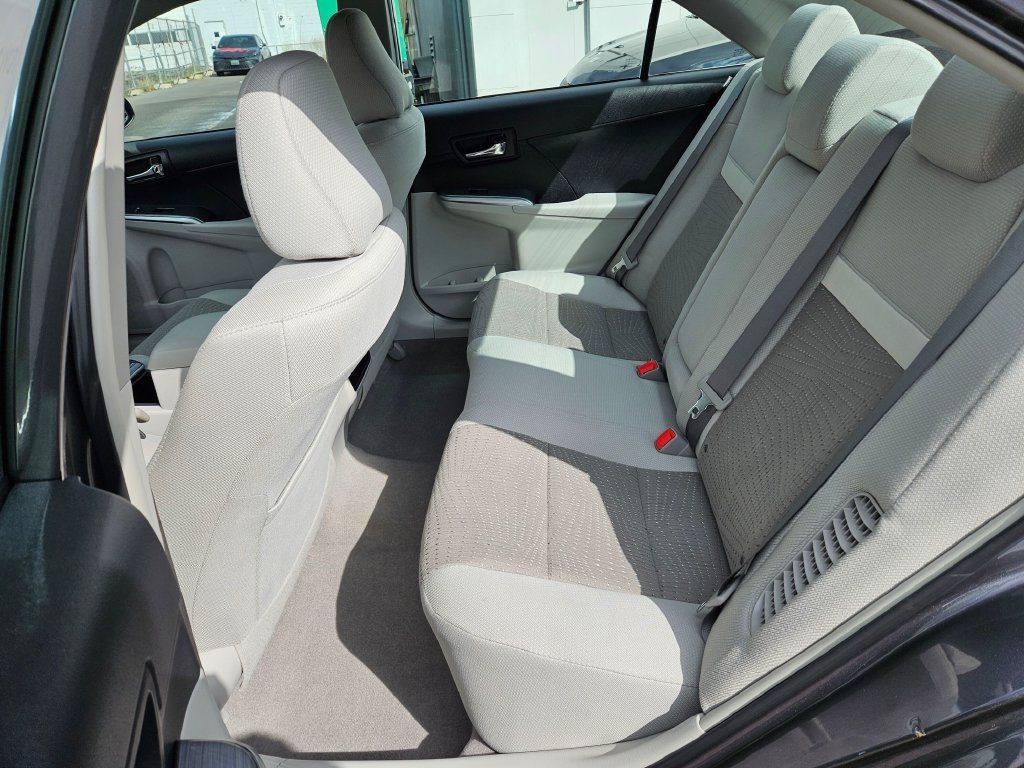 Used 2014 Toyota Camry LE FWD image 19