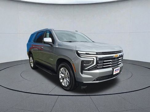 Used 2025 Chevrolet Tahoe Premier image 7
