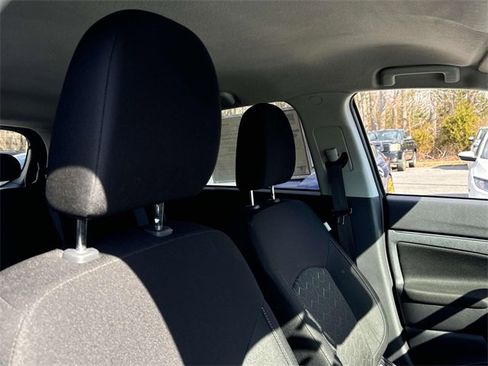 Used 2021 Mitsubishi Outlander Sport ES image 19