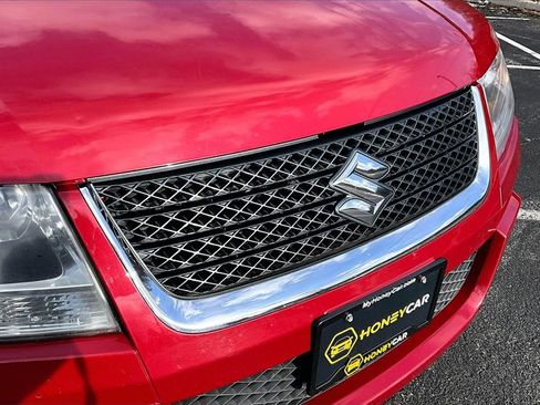 Used 2012 Suzuki Grand Vitara Premium image 30